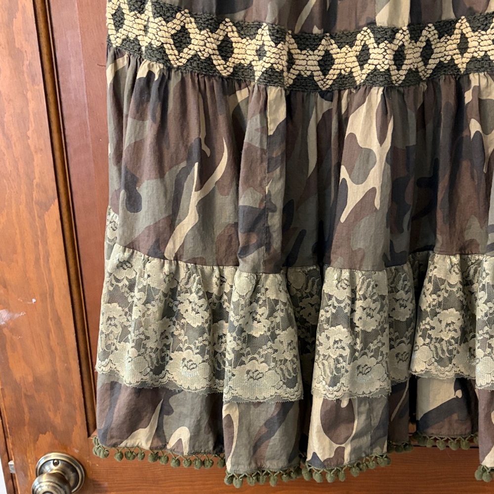 Mix Nouveau Camouflage Madi Skirt with Lace Trim - Picture 7 of 12